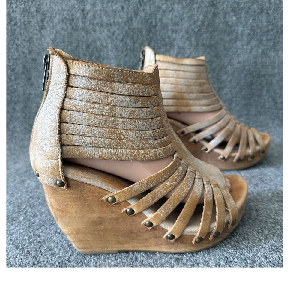 Bed Stu Women's Gladiator Wedge Platform Sandals Tan Leather 8 B Wooden Heels